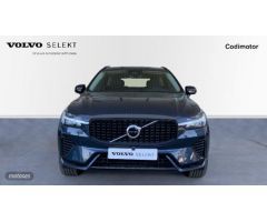 Volvo XC 60 XC60 Plus, B4 Semihibrido, Diesel, Dark de 2023 con 2 Km por 54.490 EUR. en Huelva