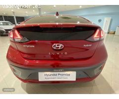 Hyundai Ioniq 1.6 GDI Tecno de 2022 con 17.480 Km por 24.600 EUR. en Almeria