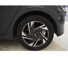 Hyundai i20 1.2 MPI Klass de 2023 con 11.654 Km por 16.600 EUR. en Alicante