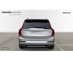 Volvo XC 90 XC90 R-Design, B5 AWD mild-hybrid, Siete asientos de 2021 con 44.528 Km por 58.900 EUR.