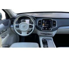 Volvo XC 90 XC90 B5 (D5) AWD Business Plus 7 asientos de 2020 con 74.993 Km por 47.900 EUR. en Madri