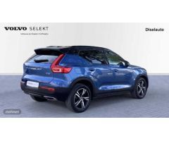 Volvo XC40 2.0 D3 R-DESIGN 4WD AUTO 150 5P de 2019 con 95.198 Km por 27.900 EUR. en Barcelona