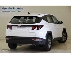 Hyundai Tucson Tucson 1.6 CRDI Maxx 4x2 de 2022 con 17.463 Km por 28.290 EUR. en Sevilla