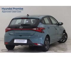 Hyundai i20 1.0 TGDI Klass 100 de 2023 con 9.427 Km por 18.350 EUR. en Navarra
