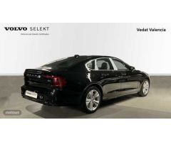 Volvo S 90 2.0 B4 P CORE AUTO 197 4P de 2023 con 50 Km por 43.900 EUR. en Valencia
