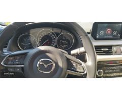 Mazda Mazda6 SW 2.2 SKYACTIV-D 150CV LUXURY premium white de 2018 con 129.000 Km por 15.100 EUR. en