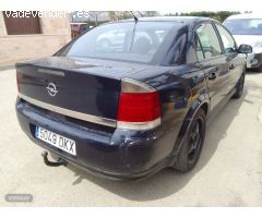 Opel Vectra 1.9 TDCI 120 CV. de 2005 con 327.000 Km por 2.500 EUR. en Murcia