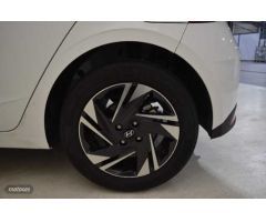 Hyundai i20 1.0 TGDI Klass 100 de 2023 con 7.410 Km por 17.500 EUR. en Almeria