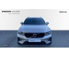 Volvo XC40 XC40 Core, B3 (gasolina), Gasolina de 2023 con 17.000 Km por 36.900 EUR. en Madrid