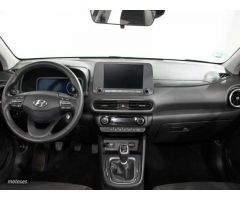 Hyundai Kona 1.0 TGDI Maxx 4x2 de 2023 con 12.285 Km por 21.290 EUR. en Cadiz