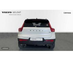 Volvo XC40 XC40 T4 AWD R-Design Automatico de 2019 con 90.993 Km por 32.900 EUR. en Lleida
