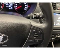 Hyundai i20 1.2 MPI Essence LE de 2020 con 52.767 Km por 12.900 EUR. en Madrid