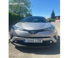 Toyota C-HR 1.8 140H Advance de 2019 con 103.000 Km por 19.500 EUR. en Madrid