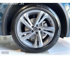 Volkswagen Tiguan 1.4 TSI eHybrid DSG R-Line de 2024 con 20 Km por 48.490 EUR. en Barcelona