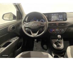 Hyundai i10 1.0 MPI Klass de 2023 con 10.876 Km por 13.800 EUR. en Barcelona
