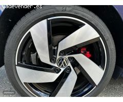 Volkswagen Golf GTI Clubsport 2.0 TSI 221kW (300CV) DSG de 2021 con 28.867 Km por 38.500 EUR. en Mad