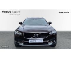 Volvo V 90 V90 Cross Country Pro, D5 AWD, 235 CV/480 Nm de 2021 con 48.051 Km por 42.990 EUR. en Nav