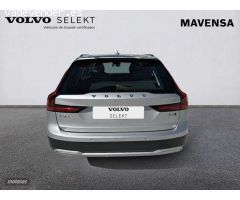 Volvo V 90 V90 Cross Country Pro, B4 AWD mild hybrid (diesel) de 2021 con 76.897 Km por 47.900 EUR.