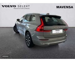 Volvo XC 60 XC60 Plus, B4 (gasolina), Gasolina, Bright de 2023 con 22.452 Km por 47.900 EUR. en Bada
