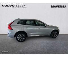 Volvo XC 60 XC60 Plus, B4 (gasolina), Gasolina, Bright de 2023 con 22.452 Km por 47.900 EUR. en Bada