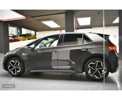 Volkswagen ID.3 1st Plus Auto 150 kW (204 CV) de 2020 con 41.000 Km por 22.500 EUR. en Madrid