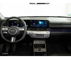 Hyundai Kona 1.6 GDI Tecno DT de 2023 con 4.500 Km por 29.990 EUR. en Cadiz