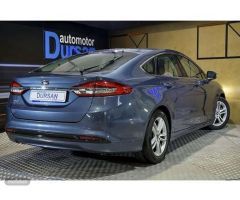 Ford Mondeo 1.5 Ecoboost Titanium de 2019 con 30.049 Km por 15.790 EUR. en Madrid