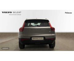 Volvo XC40 1.5 T5 PHEV RECHARGE PLUS DARK DCT 262 5P de 2023 con 5 Km por 48.995 EUR. en Valladolid