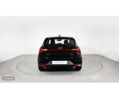 Hyundai i20 1.2 MPI Klass de 2023 con 18.555 Km por 17.700 EUR. en Barcelona