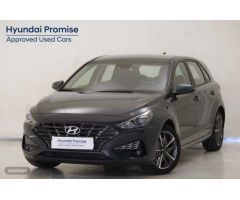Hyundai i30 1.5 DPI Klass SLX 110 de 2023 con 10.767 Km por 19.990 EUR. en Pontevedra