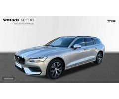 Volvo V 60 V60 Core, B4 (diesel), Diesel de 2023 con 24.899 Km por 36.900 EUR. en Malaga
