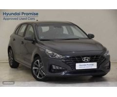Hyundai i30 1.5 DPI Klass SLX 110 de 2023 con 10.753 Km por 19.995 EUR. en Alava