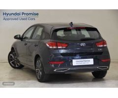 Hyundai i30 1.5 DPI Klass SLX 110 de 2023 con 10.753 Km por 19.995 EUR. en Alava