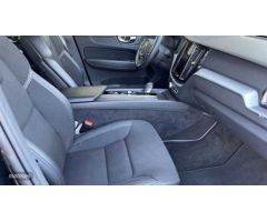 Volvo XC 60 XC60 B4 (D4) AWD Business Plus Automatico de 2020 con 73.500 Km por 36.490 EUR. en Huelv