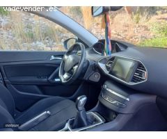 Peugeot 308 Acces HDI 92 de 2014 con 100.000 Km por 9.000 EUR. en Baleares