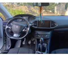 Peugeot 308 Acces HDI 92 de 2014 con 100.000 Km por 9.000 EUR. en Baleares