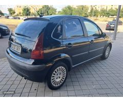 Citroen C3 HDI 70CV ITV PARA 12 MESES de 2005 con 260.000 Km por 1.975 EUR. en Madrid