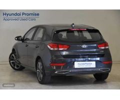 Hyundai i30 1.5 DPI Klass SLX 110 de 2023 con 18.204 Km por 19.500 EUR. en Barcelona