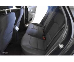 Hyundai i30 1.5 DPI Klass SLX 110 de 2023 con 18.204 Km por 19.500 EUR. en Barcelona
