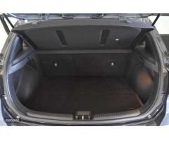 Hyundai i30 1.5 DPI Klass SLX 110 de 2023 con 18.204 Km por 19.500 EUR. en Barcelona