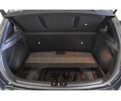 Hyundai i30 1.5 DPI Klass SLX 110 de 2023 con 18.204 Km por 19.500 EUR. en Barcelona