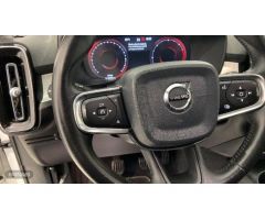 Volvo XC40 XC40 D3 Business Plus Manual de 2020 con 47.371 Km por 27.500 EUR. en Cadiz