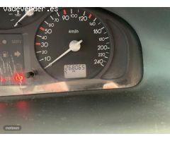 Renault Laguna 2.2 dci 150cv 6 velocidades expression 5 puertas de 2003 con 259.000 Km por 3.100 EUR
