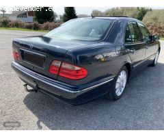 Mercedes Clase E 270cdi elegance 170cv automatico de 2000 con 351.387 Km por 3.500 EUR. en Lugo