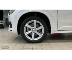 Volvo XC 90 XC90 Core, B5 (diesel) AWD, Diesel, 7 Asientos de 2023 con 26.319 Km por 59.500 EUR. en