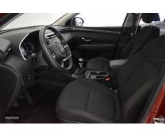 Hyundai Tucson 1.6 TGDI Klass 4x2 de 2023 con 13.994 Km por 24.000 EUR. en Granada