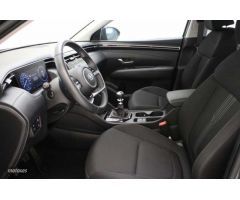 Hyundai Tucson Tucson 1.6 CRDI Maxx 4x2 de 2023 con 13.753 Km por 26.500 EUR. en Granada
