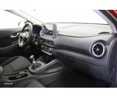 Hyundai Kona 1.0 TGDI Maxx 4x2 de 2023 con 9.399 Km por 22.200 EUR. en Baleares