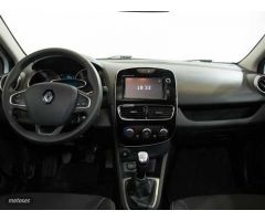 Renault Clio 1.2 Limited 55kW de 2017 con 24.800 Km por 11.990 EUR. en Cadiz