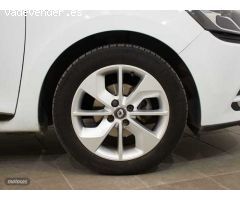 Renault Clio 1.2 Limited 55kW de 2017 con 24.800 Km por 11.990 EUR. en Cadiz